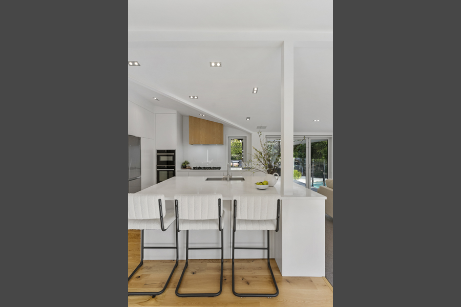 Kitchen Link Cool White project image 40